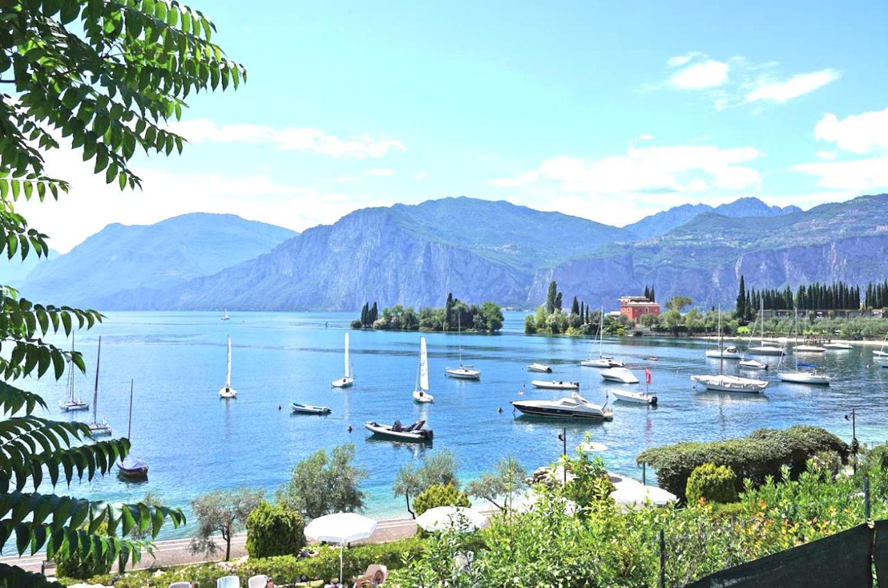June Stay Lake Garda Brenzone sul Garda Exterior photo