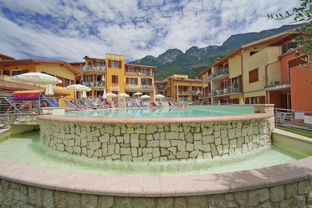 June Stay Lake Garda Brenzone sul Garda Exterior photo
