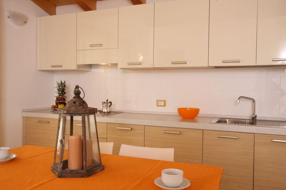 June Stay Lake Garda Brenzone sul Garda Exterior photo
